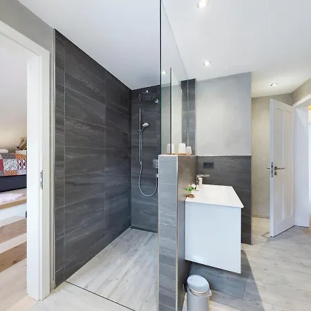 Linus Loft * Garmisch-Partenkirchen